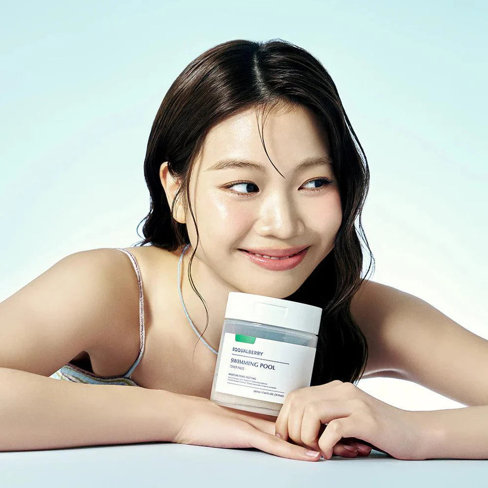 Swiming Pool Toner Peeling & Moisture Pads from Equalberry - 70 pcs