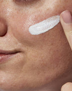 سيرافي واقي شمس خفيف مرطب واسع الطيف SPF 30 للوجه والجسم